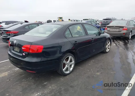 2011 Volkswagen Jetta 2.5L Se from USA, damaged, VIN 3VWDX7AJ3BM352032